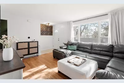 200 Linn Court #D, North Aurora, IL 60542 - Photo 3