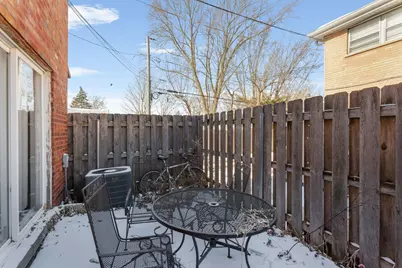 200 Linn Court #D, North Aurora, IL 60542 - Photo 17