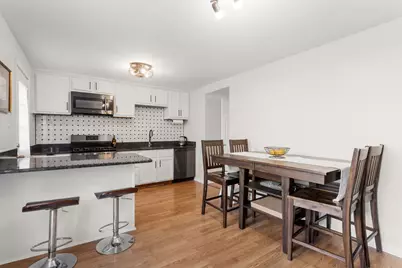 200 Linn Court #D, North Aurora, IL 60542 - Photo 5