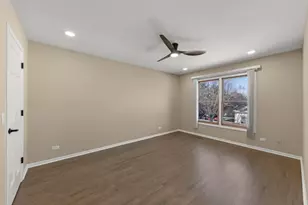 442 Mallard Point Dr, North Aurora, IL 60542 - Photo 23