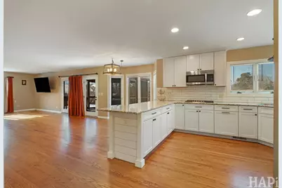 10979 Ernest Drive, Marengo, IL 60152 - Photo 5