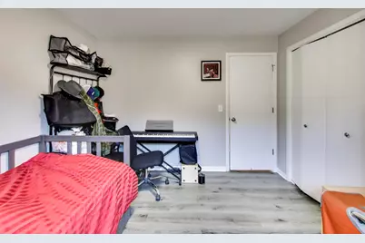 [Address not provided], Chicago, IL 60630 - Photo 15