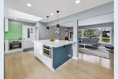 21W051 Woodview Drive, Itasca, IL 60143 - Photo 9