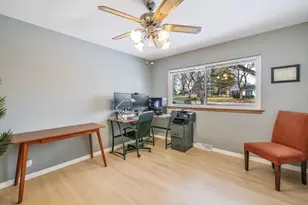 21W051 Woodview Dr, Itasca, IL 60143 - Photo 19