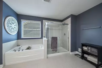 570 Amy Lane, Wheaton, IL 60187 - Photo 19