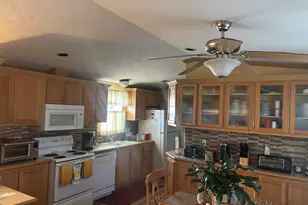 818 Peach Tree St, Urbana, IL 61802 - Photo 5