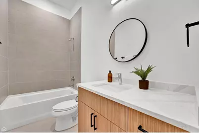 1615 W 13th Street #300, Chicago, IL 60608 - Photo 9