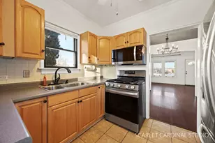 402 S Michigan Ave, Villa Park, IL 60181 - Photo 11