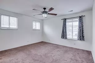 340 Springlake Ln, Aurora, IL 60504 - Photo 13