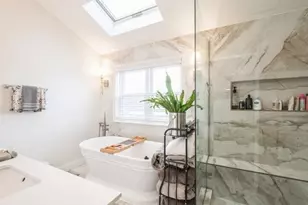 1110 W Wolfram St, Chicago, IL 60657 - Photo 9
