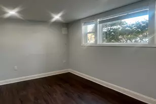 6522 N Spaulding Ave, Lincolnwood, IL 60712 - Photo 7