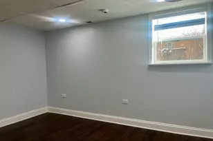 6522 N Spaulding Ave, Lincolnwood, IL 60712 - Photo 9