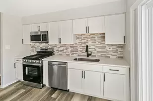 655 Sullivan Ln, University Park, IL 60484 - Photo 5