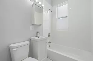 10451 S Hoxie Ave, Chicago, IL 60617 - Photo 13