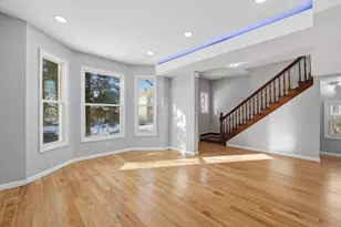 10451 S Hoxie Ave, Chicago, IL 60617 - Photo 5