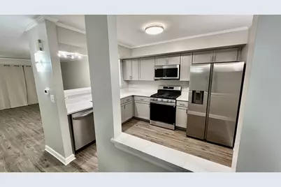 1926 Grove Avenue, Schaumburg, IL 60193 - Photo 7