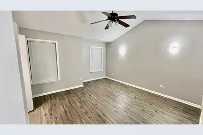 1926 Grove Avenue, Schaumburg, IL 60193 - Photo 13