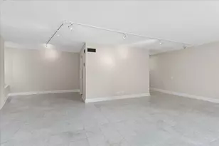 110 E Delaware St, Chicago, IL 60611 - Photo 7