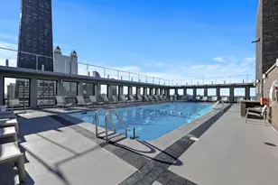 260 E Chestnut St, Chicago, IL 60611 - Photo 11