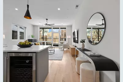 910 N Wood Street #2, Chicago, IL 60622 - Photo 3