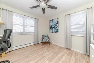 434 Gaylin Ct, Bensenville, IL 60106 - Photo 5