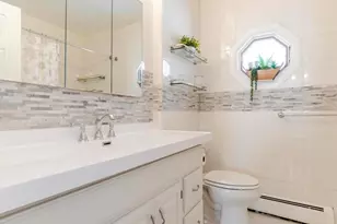 434 Gaylin Ct, Bensenville, IL 60106 - Photo 7