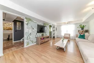 434 Gaylin Ct, Bensenville, IL 60106 - Photo 3