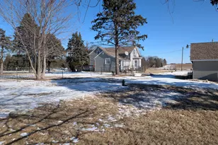 5550 S Baileyville Rd, Baileyville, IL 61007 - Photo 21