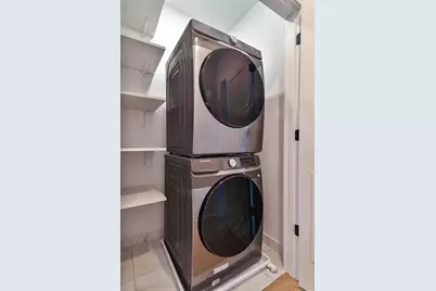 1907 W Wolfram Street, Chicago, IL 60657 - Photo 33