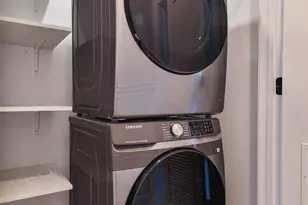 1907 W Wolfram St, Chicago, IL 60657 - Photo 33