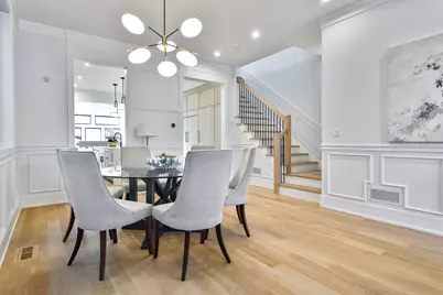 1907 W Wolfram Street, Chicago, IL 60657 - Photo 11