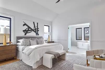 1907 W Wolfram Street, Chicago, IL 60657 - Photo 19