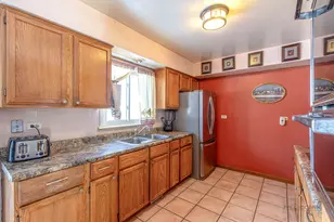 908 E Central Rd, Mount Prospect, IL 60056 - Photo 11