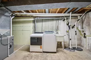 922 Dearborn Cir, Carol Stream, IL 60188 - Photo 31