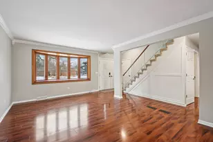 922 Dearborn Cir, Carol Stream, IL 60188 - Photo 3