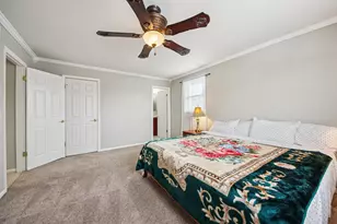 922 Dearborn Cir, Carol Stream, IL 60188 - Photo 17