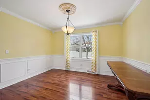 922 Dearborn Cir, Carol Stream, IL 60188 - Photo 7