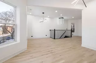 6430 S Eberhart Ave, Chicago, IL 60637 - Photo 5