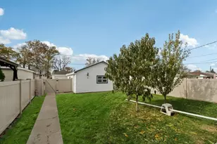 1034 31st Ave, Bellwood, IL 60104 - Photo 25