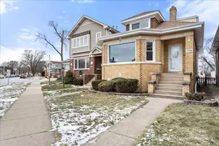 7718 W Westwood Dr, Elmwood Park, IL 60707 - Photo 3