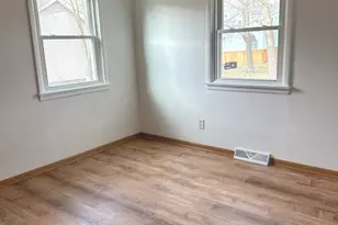 249 W Nebraska St, Frankfort, IL 60423 - Photo 9