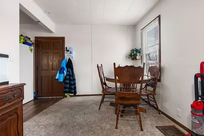 525 S Memorial Avenue, Rockford, IL 61102 - Photo 3