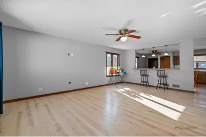 150 Lakewood Drive, Antioch, IL 60002 - Photo 7