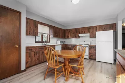 150 Lakewood Drive, Antioch, IL 60002 - Photo 11