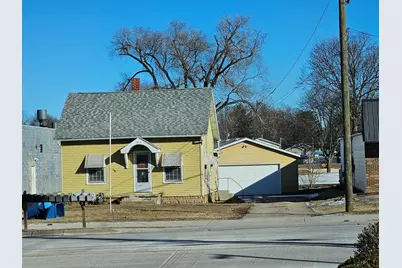 1816 Locust Street, Sterling, IL 61081 - Photo 1