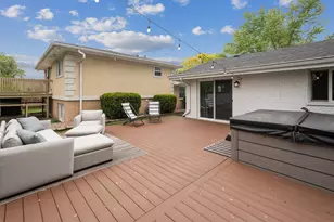 1222 Hillview Dr, Lemont, IL 60439 - Photo 9