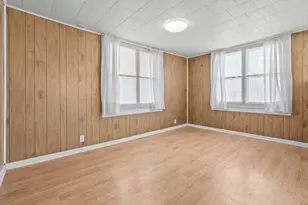 3203 Montrose Ave, Rockford, IL 61101 - Photo 9