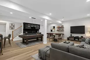 108 N Evergreen Ave, Elmhurst, IL 60126 - Photo 27