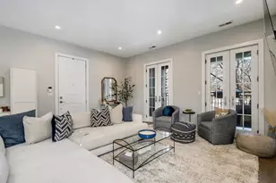 2335 W Montrose Ave, Chicago, IL 60618 - Photo 3