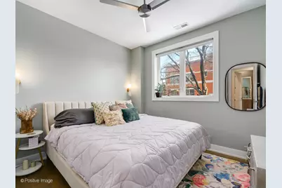2335 W Montrose Avenue #2, Chicago, IL 60618 - Photo 15